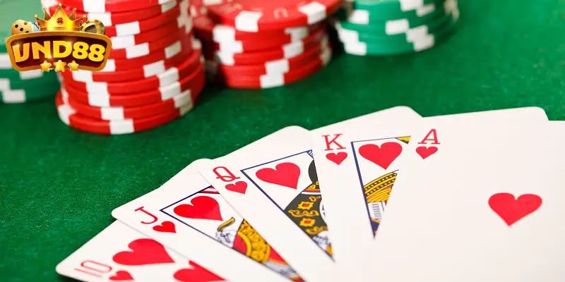 Mẹo phân tích đối thủ trong các ván bài Poker Vnd88