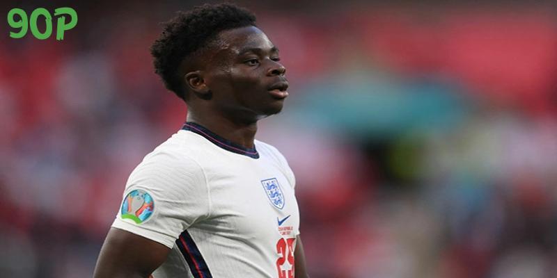 Danh hiệu cá nhân và tập thể của Saka