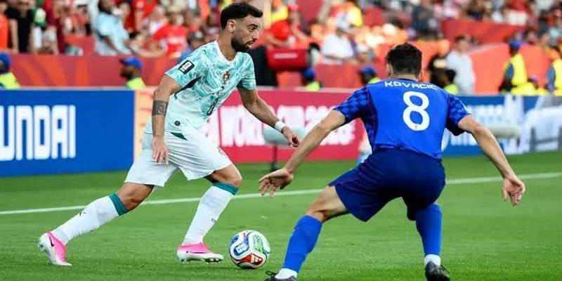 Bruno Fernandes tạo cơ hội cho đồng đội bằng đường chuyền sắc bén